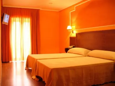 Hotel Rural Huelde Hotels near Senda del Arcediano