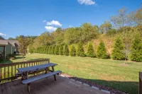 West Town Way - Downtown West Jefferson Home - Fireplace - Sleeps 8