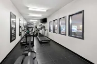 Country Inn & Suites by Radisson, Topeka West, KS - Gym