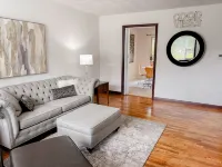Good Vibes House - Centrally located, cozy house!