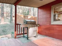 Gorgeous Mountain Views and Hot Tub - Inviting Cozy Cabin Retreat Hotels in Ruidoso