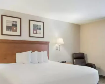 Suburban Studios Fort Smith Hotels in Fort Smith