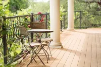 The Guesthouse at the Lonely Oak Hotels in Llano County