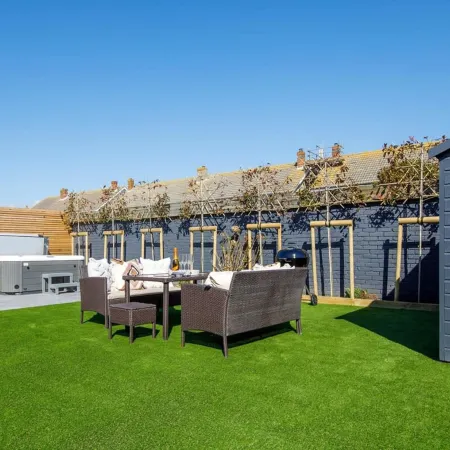 Designer Family Escape Hot Tub Steps to Beach