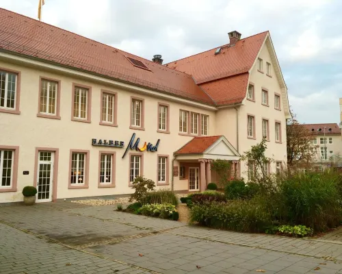 Halber Mond Hotels in Heppenheim