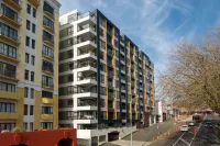 Pristine Inner-City Nest with Carpark