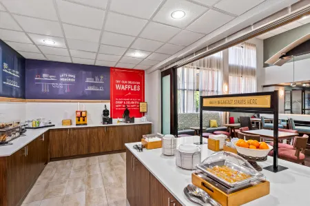 Hampton Inn & Suites Richmond/Virginia Center