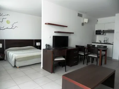 Residence Services Calypso Calanques Plage Hotels in 8th arrondissement of Marseille