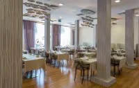 Millenium Suites Các khách sạn ở Conakry