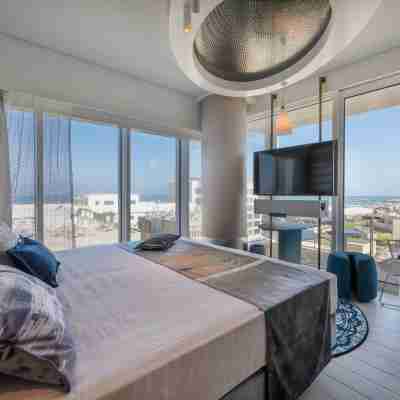 Port Tower by Isrotel Design Rooms