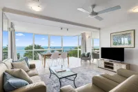 84 The Spit Holiday Apartments