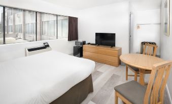 Cassandra Hotel