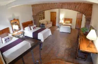 Hotel Los Arcos فنادق في 