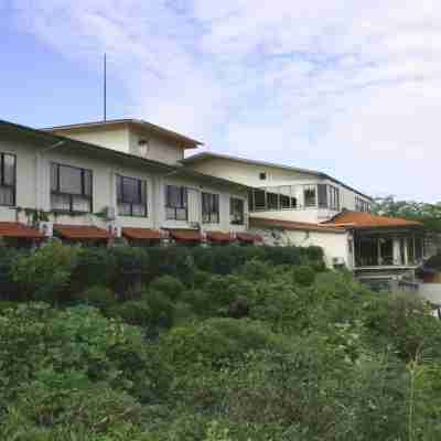 香落渓温泉 青蓮寺レークホテル Hotel Exterior