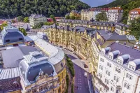 Carlsbad Plaza Medical Spa & Wellness Hotel Các khách sạn gần Hot Spring Colonnade
