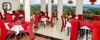 The Manor Hotel - Desayuno