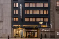 Hilton Garden Inn Chicago Downtown Riverwalk Hotels in Chicago