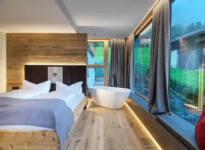 Sporerhof Dolomitenlogen Hotels near Zettersfeld Skiing Area