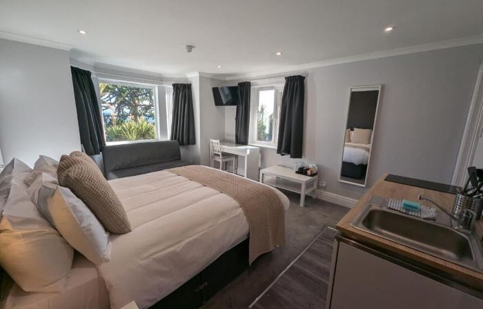 Fieldhead Hotel