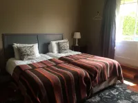 30 on Oatlands Road Hotels in Makana Local Municipality