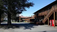 Harborview Inn