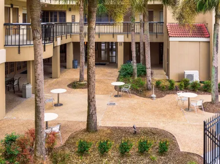 Comfort Suites Baton Rouge South I-10