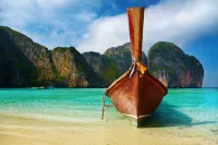 BJ Beachfront Hotel - Beach