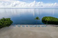 Fisher Inn Resort & Marina - Beach