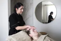 Hôtel-Spa L'EssenCiel - Domaine du Château des Pères - spa