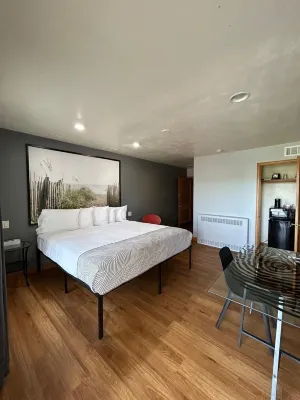 Valued Stay Mayflower Hotels in Madison