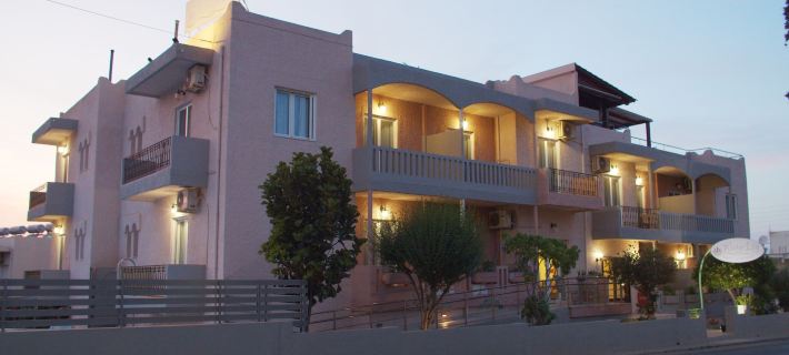 Water Lily Hotels in Akrotiri