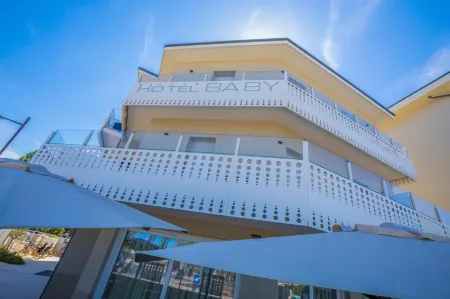 Hotel Baby