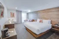 Living Stone Golf Resort Hotel di Collingwood