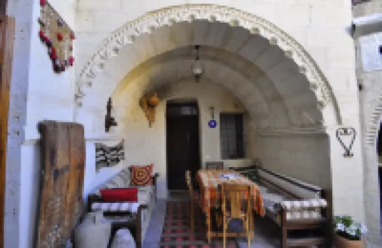 Kismet Cave House
