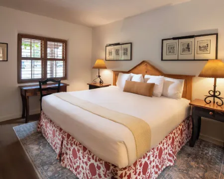 Piñon Court by la Fonda Hotels in Santa Fe