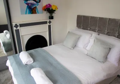 Westeria Cottage - 2 Bed-Sleeps 4-TJS9WC Отели в г. Аплдор