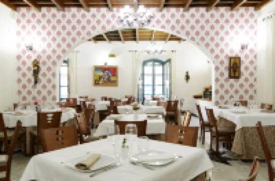 Hospedium Hotel Rural Soterraña