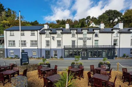 Penhelig Arms Отели в г. Макинлет