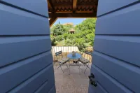 Stone House Apartment