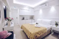 Princess Kinli Suites Hotel - balcony