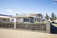 Clearwater Motel Apartments Hotel in zona Esperance Whale Tail