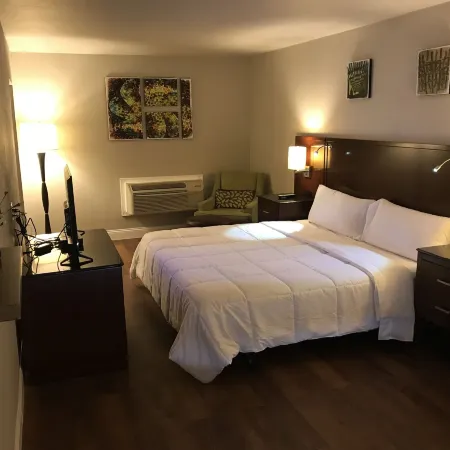 Stratus Suites Boutique Hotel