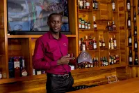 Hadjens Hotel - bar