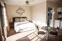 Palm Beach Guesthouse