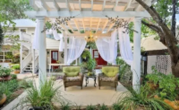 奧卡西精品酒店 鄰近三一浸信會的酒店