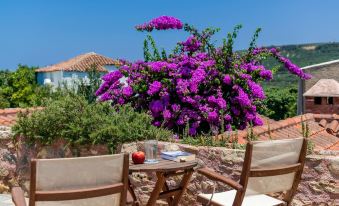 Spilia Village Hotel & Villas