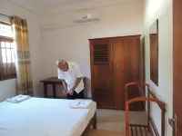 Airport Green View Resort فنادق في Veyangoda