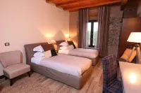 Equirelais Hotels in Brunello