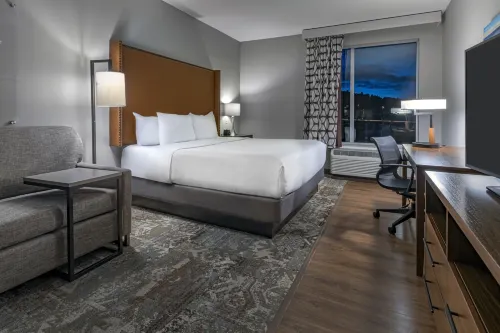 La Quinta Inn & Suites by Wyndham Flagstaff East I-40