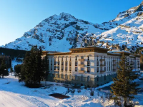 Maloja Palace Suites CO2-Neutral Hotels in Bregaglia